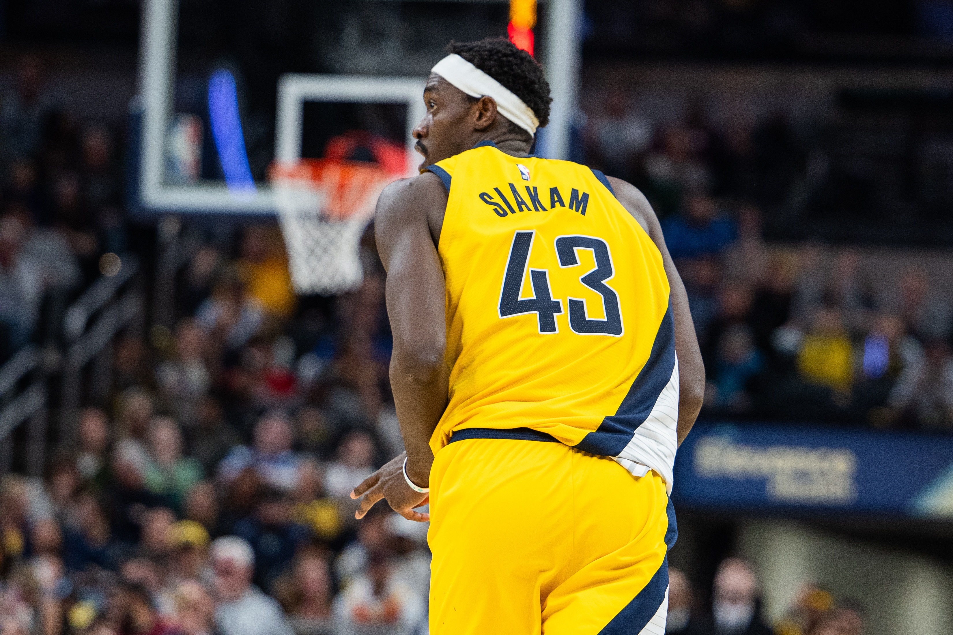 kaiyun-西亚卡姆迎来五赛季高光表现，热火球迷沸腾！-kaiyun